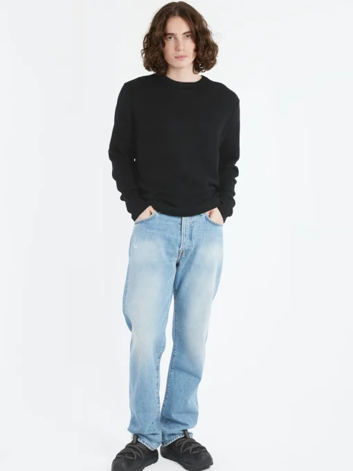 Hot - Ribbed Merino Crewneck in Black Knitwear