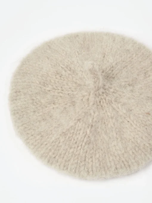 New - Hanki Beret in Natural Light Grey Women Hats | Belts