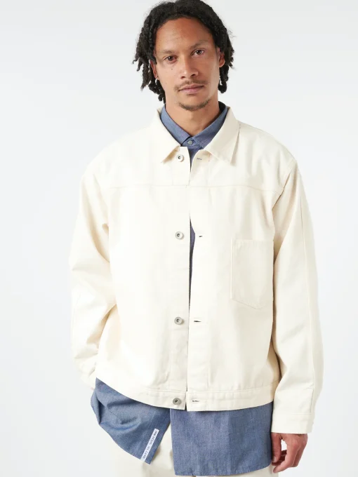 New - Short Denim Jacket in Outerwear