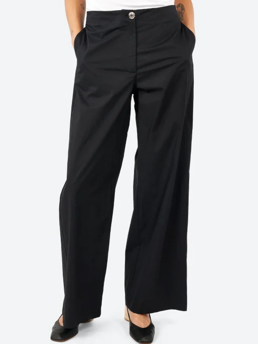 New - Pelleovo Trousers in Women Pants