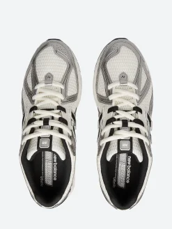 Discount - 1906R in Silver with Black Sneakers