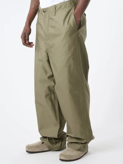 Online - New Basic Chino Pant in Green Pants