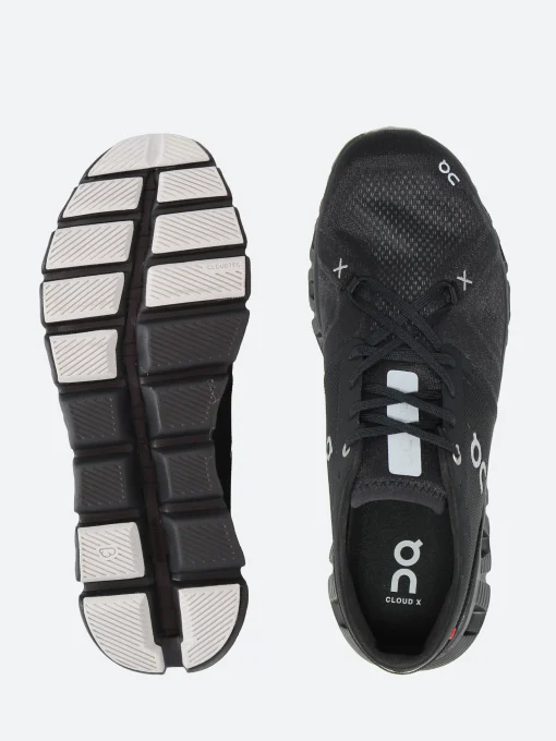 Discount - Cloud X 3 in Sneakers