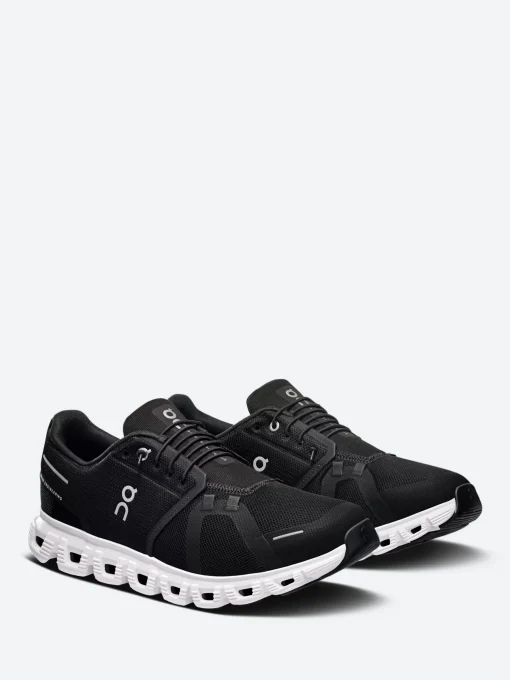 Discount - Women's Cloud 6 in Black and White Women Sneakers