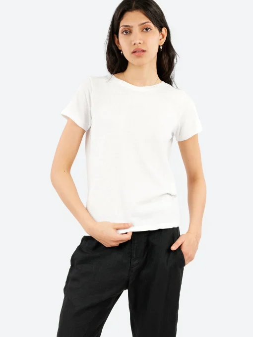 Fashion - Crew Neck T-Shirt in White Women Tops & Blouses | T-Shirts