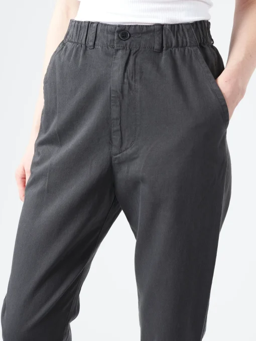Hot - Denim Cropped Pants in Women Pants
