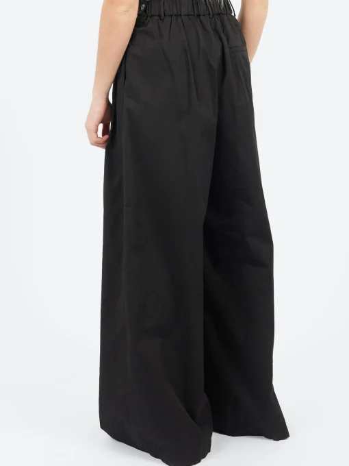New - Wide Leg Trousers in Black Women Pants