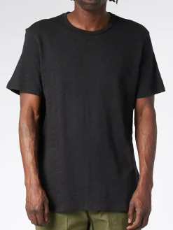 Fashion - Classic Tee in Jet Black T-Shirts