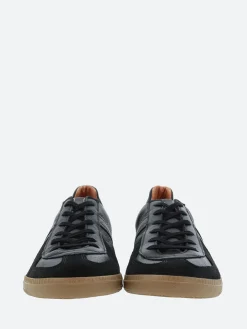 Sale - 1700L in Sneakers