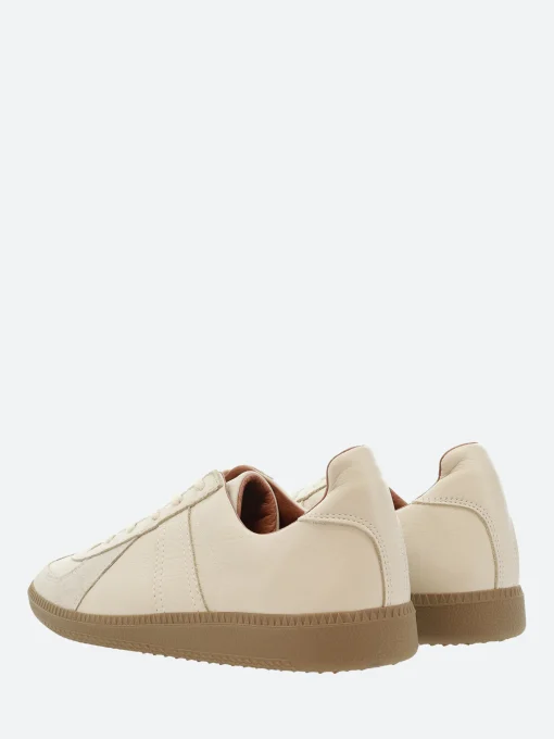 Discount - 1700L in Sneakers