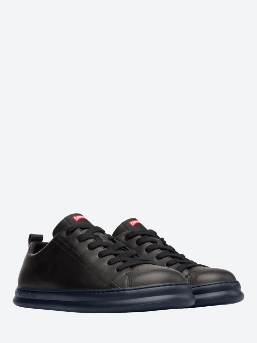 Hot Runner Four Sneakers