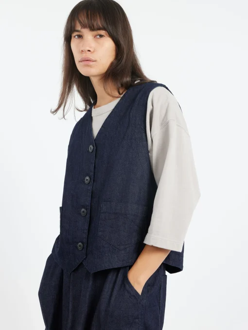 Fashion - Annie Vest in Women Outerwear