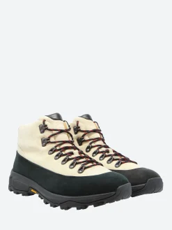 New - Seattle in Geyser Suede Boots