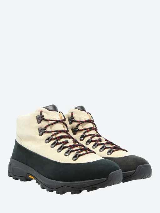 New - Seattle in Geyser Suede Boots