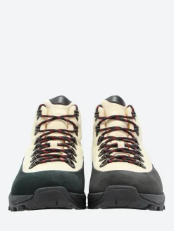 New - Seattle in Geyser Suede Boots