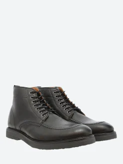 Best - Kip Apron Boot in Black Water Repellant Leather Boots