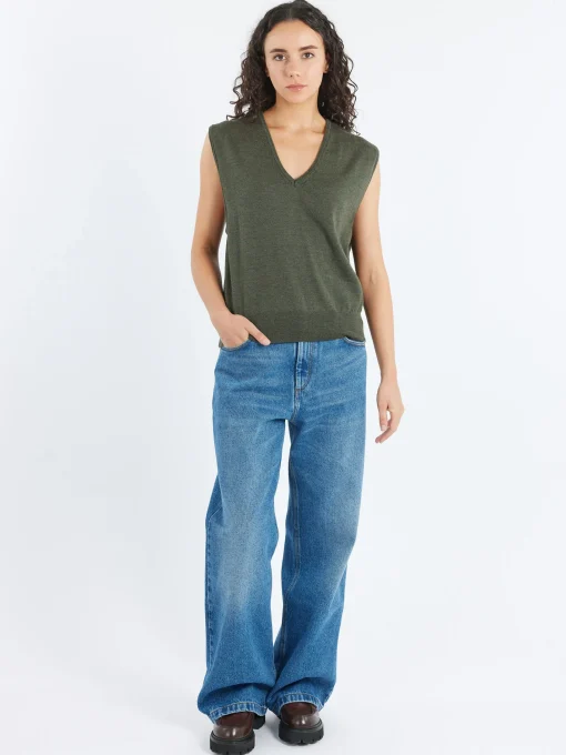 Best - Sonia Vest in Women Tops & Blouses | Knitwear
