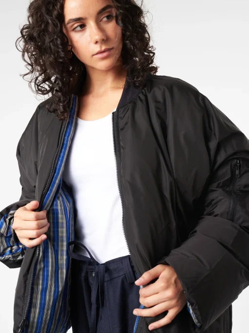 Hot - Origin Puffer Jacket in Blue and Black Women Outerwear