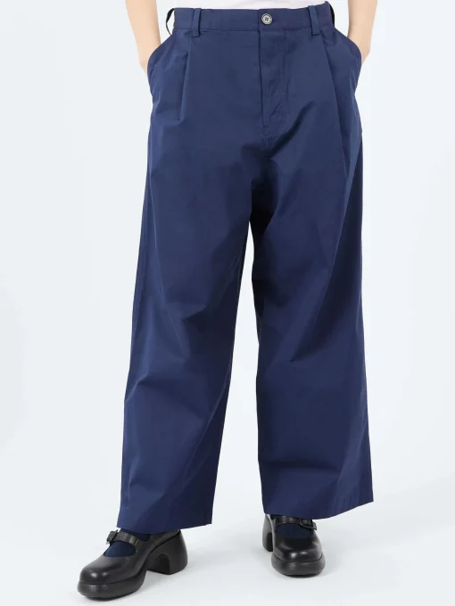 Hot - Pasadena in Women Pants