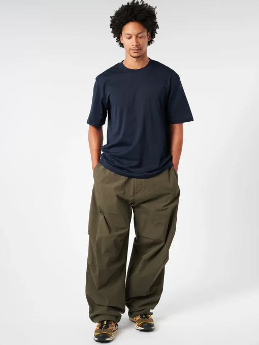 Fashion - Bric T-Shirt in Darkest Navy T-Shirts