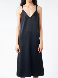 Best - Malebo Slip Dress in Darkest Navy Women Overalls & Jumpsuits | Dresses