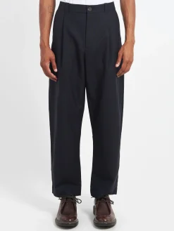 Discount - Tuck Pant in Darkest Navy Pants