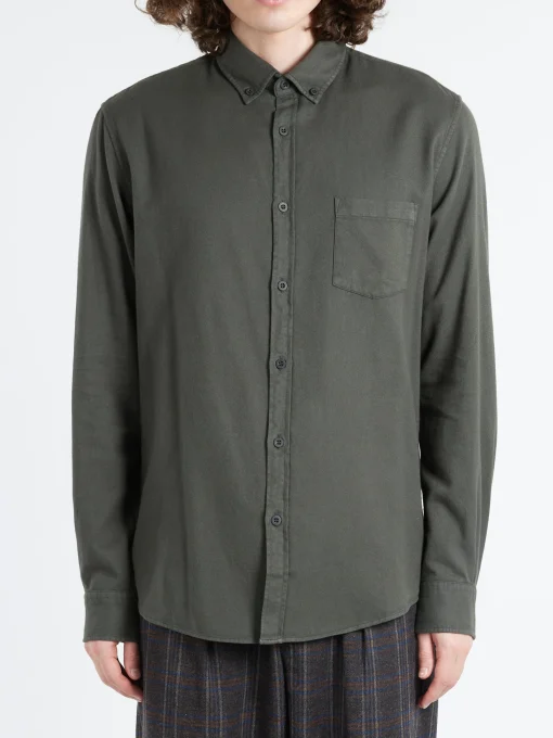 Discount - Button Down Flannel Shirt in Drill Green Button-Ups