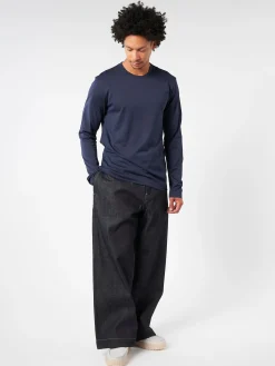 New - Long Sleeve Classic T-Shirt in T-Shirts
