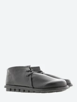 Fashion - Closed Again in Black Boots