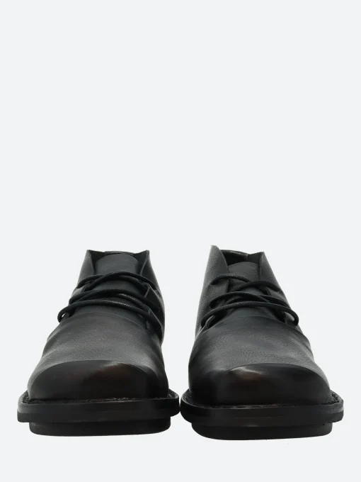 Discount - Closed Cosmos in Black Waw Boots