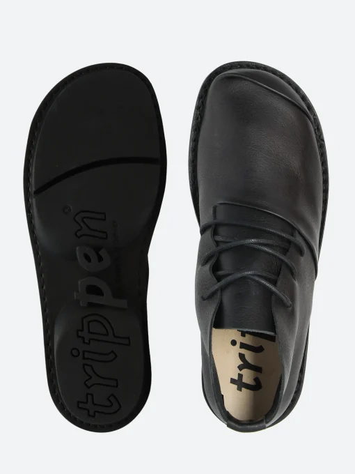Discount - Closed Cosmos in Black Waw Boots