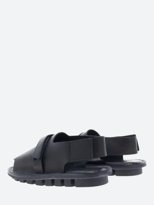 New - Closed Modal in Sandals