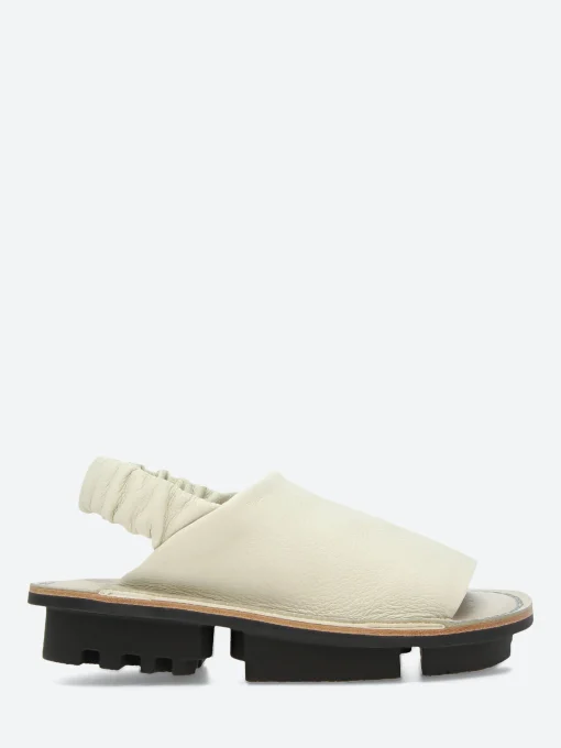 Clearance - Closed Nudge in Perla Alb/Waw Women Mary Janes | Ballet Flats