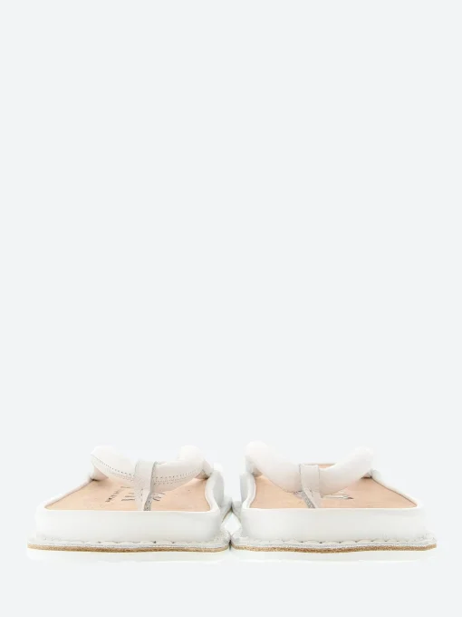 Online - Closed Zori in White Waw Women Overalls & Jumpsuits | Sandals