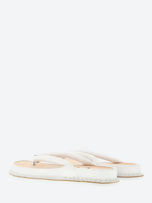 Online - Closed Zori in White Waw Women Overalls & Jumpsuits | Sandals