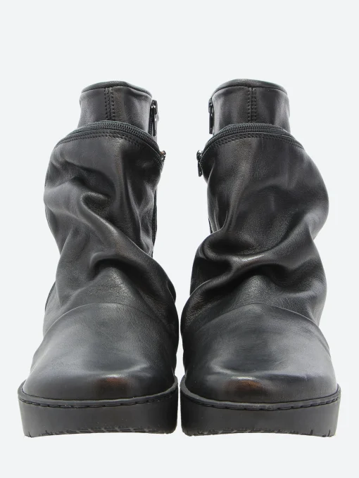 Best - Sport Clutch in Black Sat Women Boots