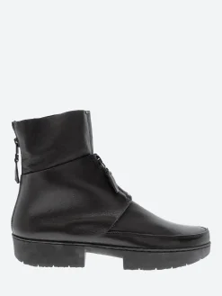 New - Sport Past in Black Women Boots