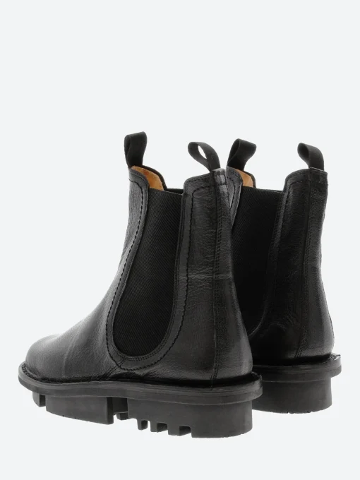 Online - Women's Closed Chelsea in Black Wap Women Overalls & Jumpsuits | Boots