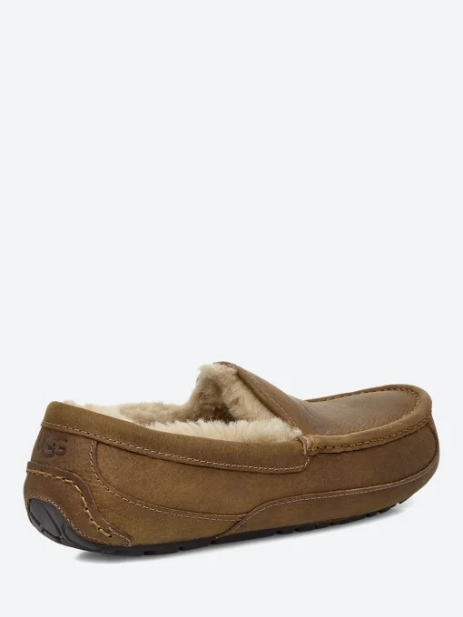 Fashion - Men's Ascot Loafer Slipper in Slippers