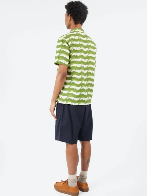 New - Road Shirt in Geo Wave Print Button-Ups