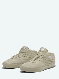 Clearance - Half Cab Reissue 33 LX in Sneakers