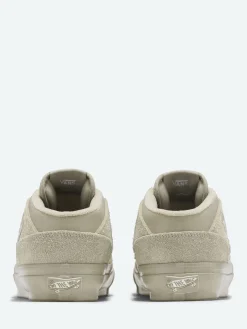 Clearance - Half Cab Reissue 33 LX in Sneakers