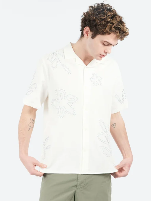 Clearance - Didcot Floral Embroidered Short Sleeve Shirt in Ecru and Pale Blue Button-Ups