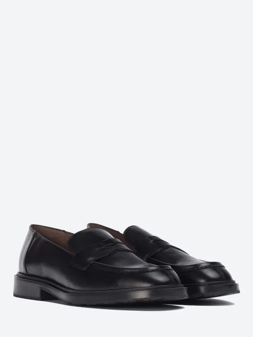 Best - B-9104 Loafer in Black Oregon Women Shoes | Overalls & Jumpsuits