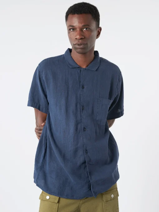 New YMC - Malick Shirt in Navy Button-Ups